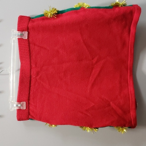 Love on a Hanger NWOT Red and Green Skirt with Gold Garland Trim, L - Picture 5 of 5
